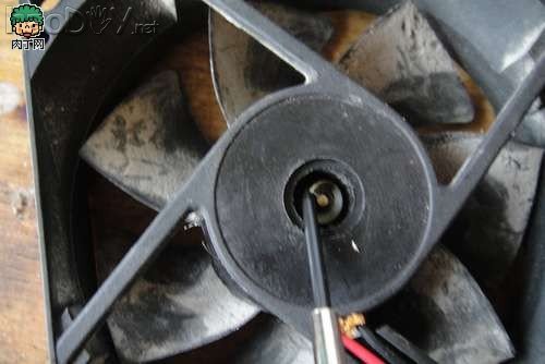 制作迷你风力发电机:减少电费的不二法门