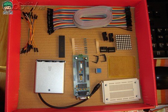 自制简单有趣的LED汽车表情灯仪DIY方法