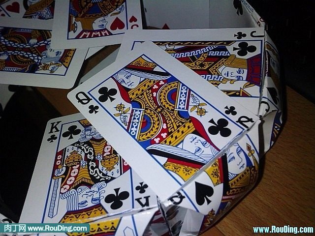 自制扑克纸牌制作的漂亮收纳盒子(第1页)
