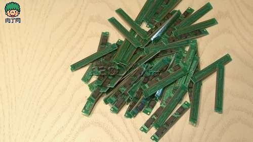 制作废旧电脑配件的旧物利用DIY改造作品