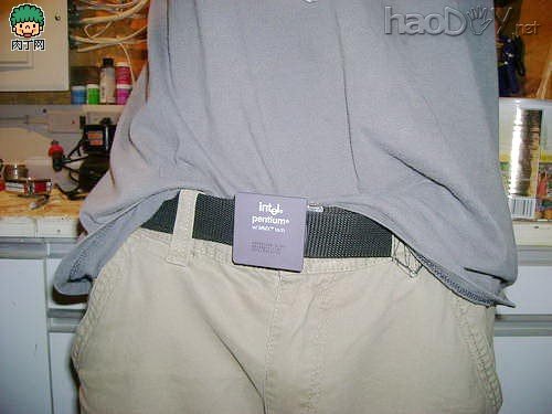 制作废旧电脑配件的旧物利用DIY改造作品