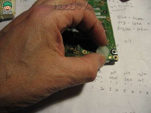 制作废旧电脑配件的旧物利用DIY改造作品