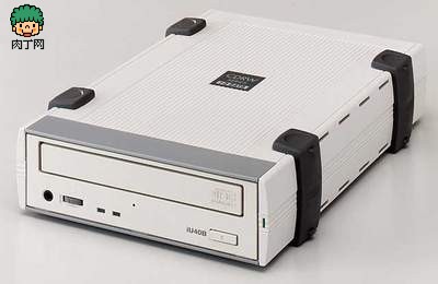 制作废旧电脑配件的旧物利用DIY改造作品