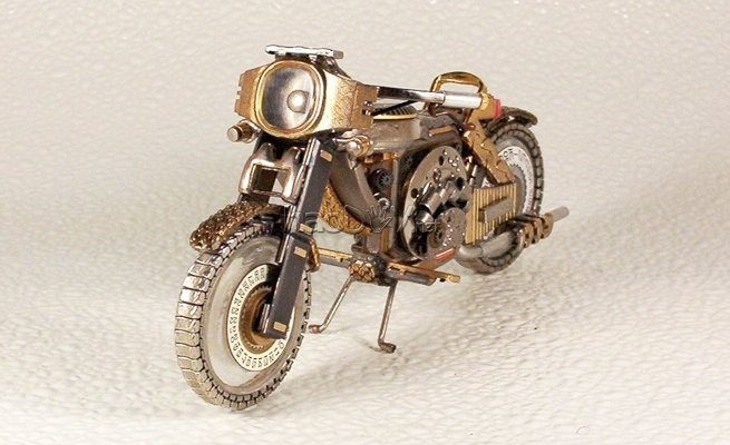 自制用旧手表制作的超酷摩托车模型作品大全