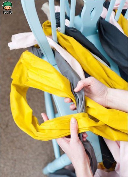 diy手工旧毛线旧衣物编织坐垫废物利用DIY图解