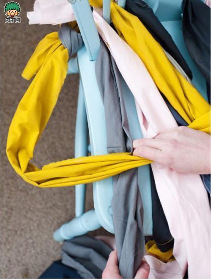 diy手工旧毛线旧衣物编织坐垫废物利用DIY图解