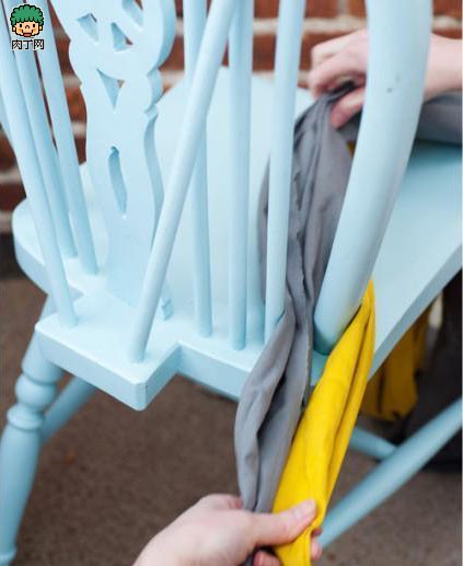 diy手工旧毛线旧衣物编织坐垫废物利用DIY图解