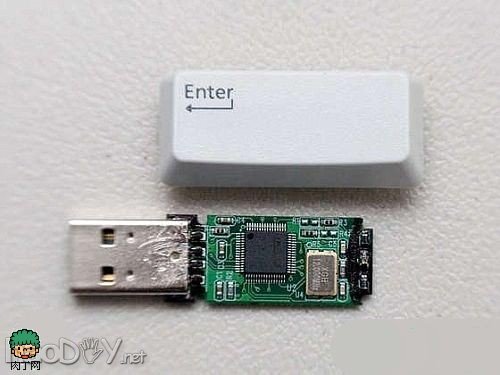制作废旧键盘键DIY的旧U盘改造个性作品