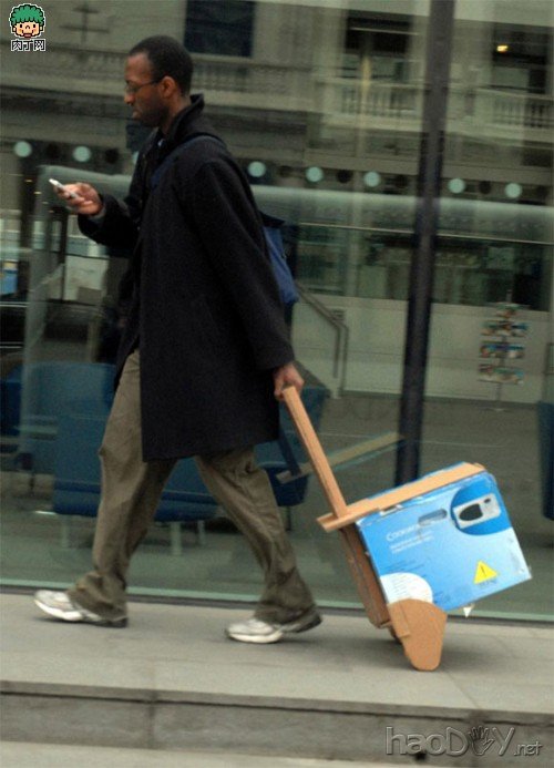 自制废旧纸箱打造拉杆拖车,省钱环保两不误