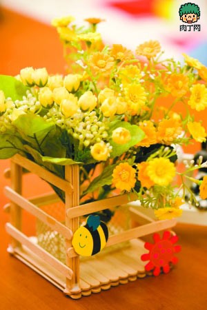 diy两款雪糕棍与传真纸的纸心传真纸筒DIY的置物筒