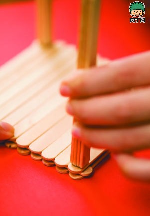 diy两款雪糕棍与传真纸的纸心传真纸筒DIY的置物筒