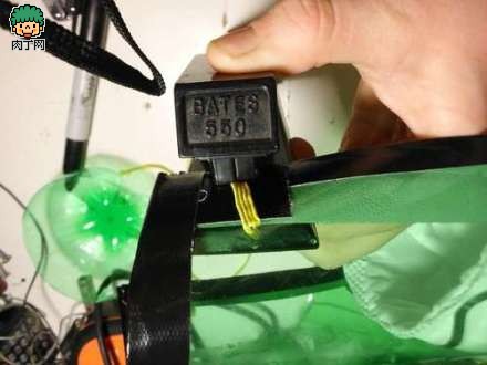 制作教你用可乐瓶手工DIY防毒面具