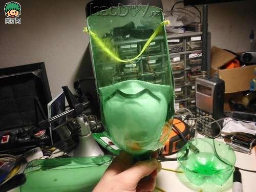 制作教你用可乐瓶手工DIY防毒面具