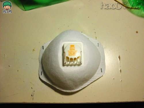 制作教你用可乐瓶手工DIY防毒面具
