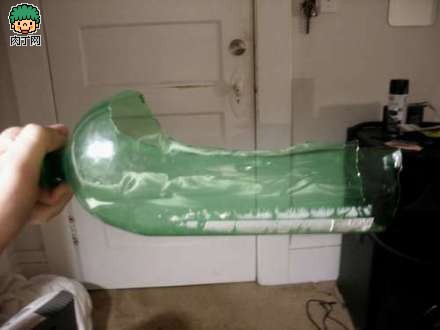 制作教你用可乐瓶手工DIY防毒面具
