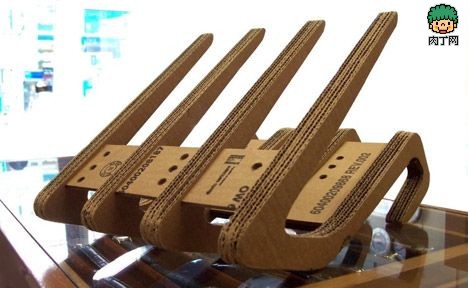 diy纸板椅子不过瘾再来一个硬纸板DIY成的超级家具,你一定喜欢