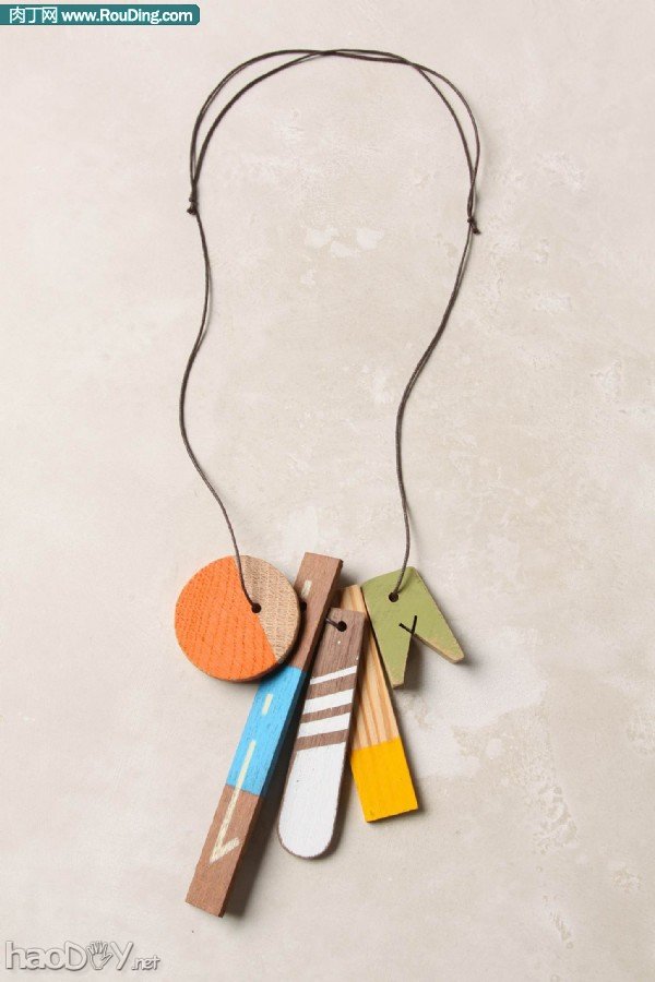 制作极具怀旧感 斑驳的废弃木块diy改造