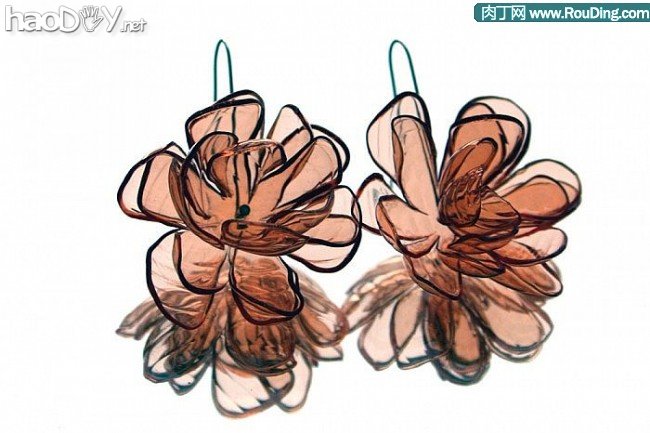 自制饮料瓶易拉罐DIY的创意首饰作品欣赏三、自制耳坠篇