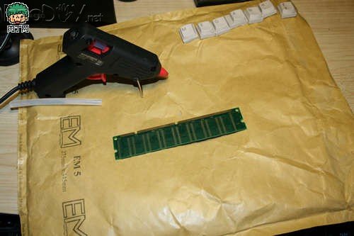 自制废旧键盘DIY创意门牌制作:你是我的专属爱人!