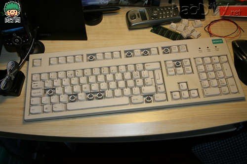 自制废旧键盘DIY创意门牌制作:你是我的专属爱人!