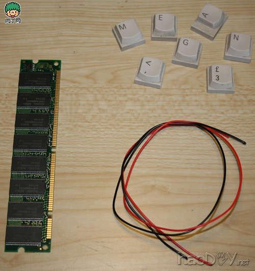 自制废旧键盘DIY创意门牌制作:你是我的专属爱人!