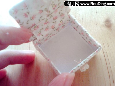 制作废旧盒子变收纳盒,漂亮纸折收纳盒的做法