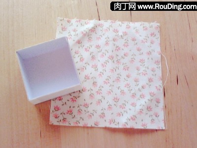 制作废旧盒子变收纳盒,漂亮纸折收纳盒的做法