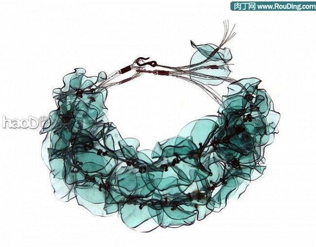 制作易拉罐的创意首饰DIY设计作品欣赏一、手链篇