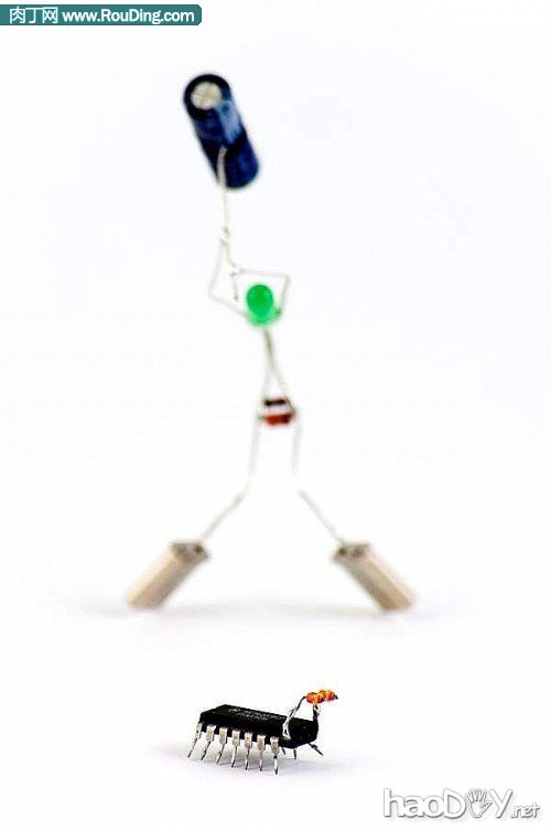 制作电子元器件制作的创意小人(第1页)