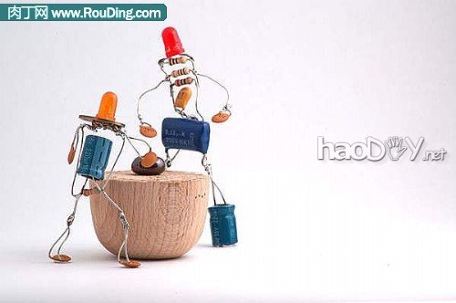 制作电子元器件制作的创意小人(第1页)