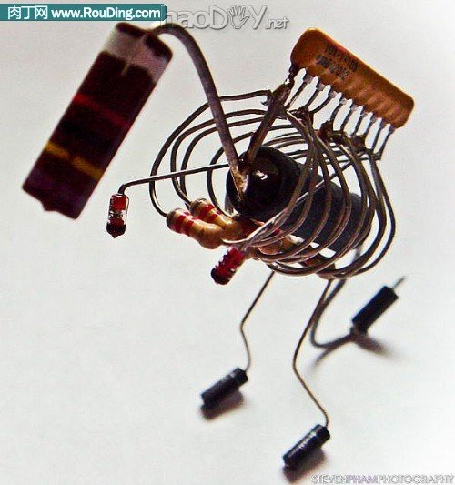 制作电子元器件制作的创意小人(第1页)