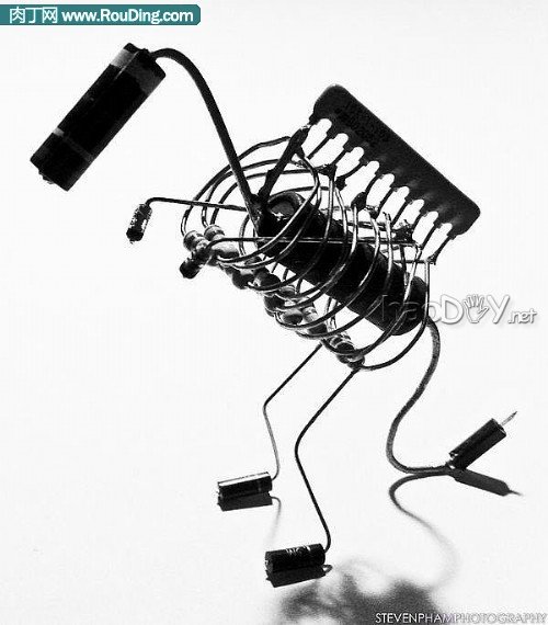 制作电子元器件制作的创意小人(第1页)