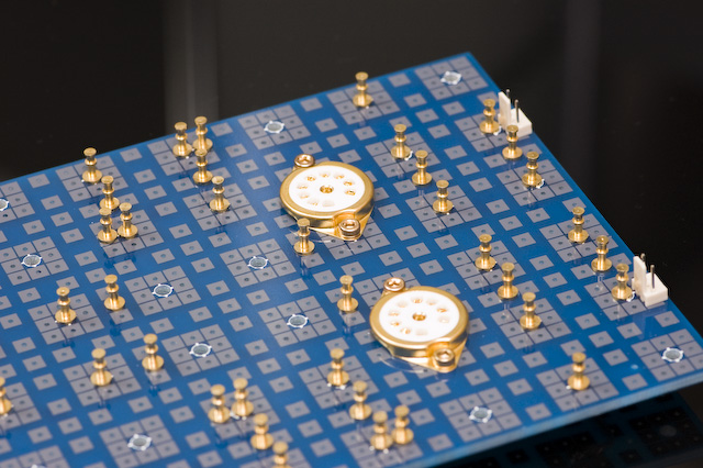 国外译文:12AX7电子管前置放大器前级(修订版2)