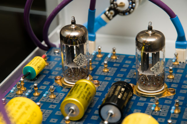 国外译文:12AX7电子管前置放大器前级(修订版2)