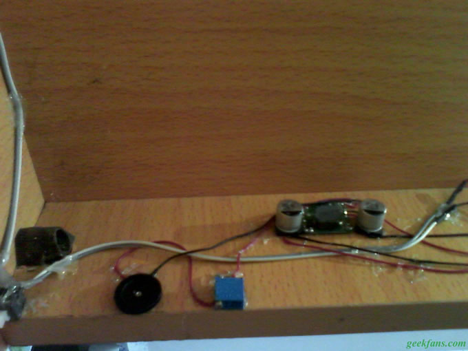 自制寝室可调亮度的调光LED台灯