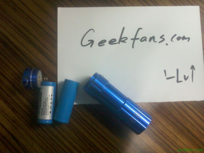 制作手机移动充电器 电蚊拍 18650