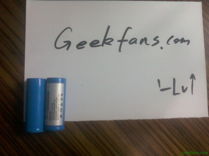 制作手机移动充电器 电蚊拍 18650