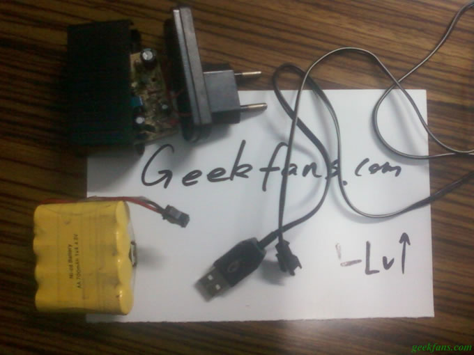 制作手机移动充电器 电蚊拍 18650