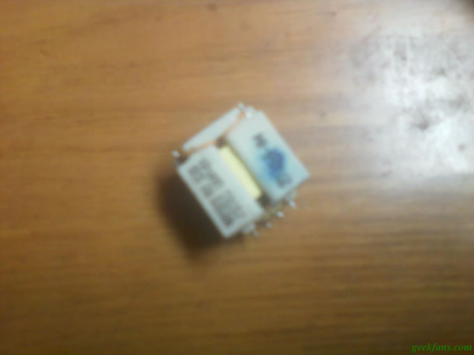 制作手机移动充电器 电蚊拍 18650