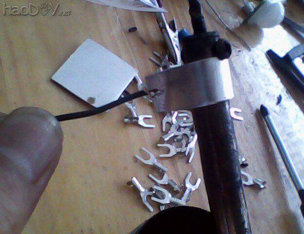 diy用自制剥线小工具来制作电子实验用连接线剥线钳