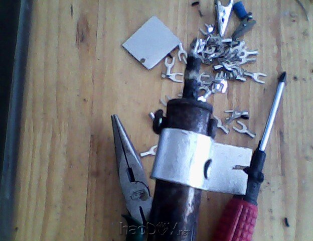 diy用自制剥线小工具来制作电子实验用连接线剥线钳