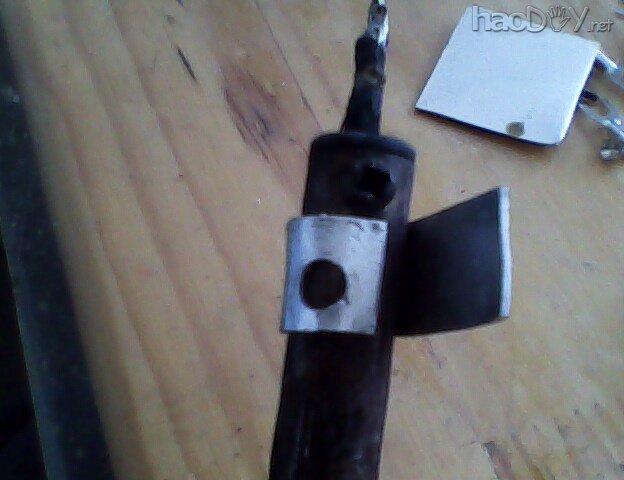 diy用自制剥线小工具来制作电子实验用连接线剥线钳