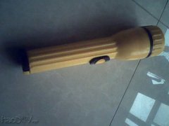 自制改装普通小手电为LED