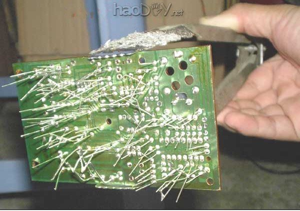 采用锡炉批量制作电路板