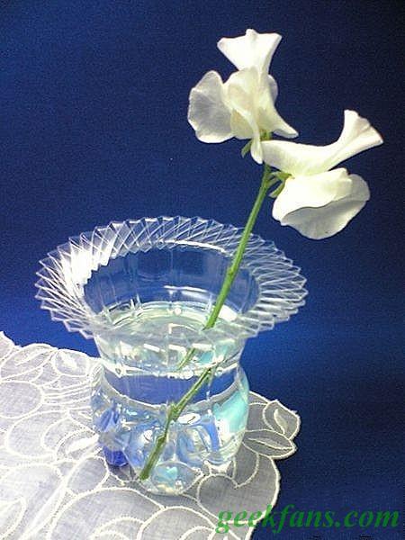 制作饮料瓶手工制作:做的美丽花瓶