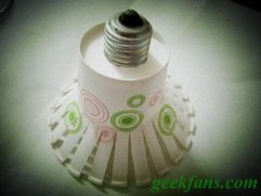 制作如何制作灯罩:纸杯灯罩