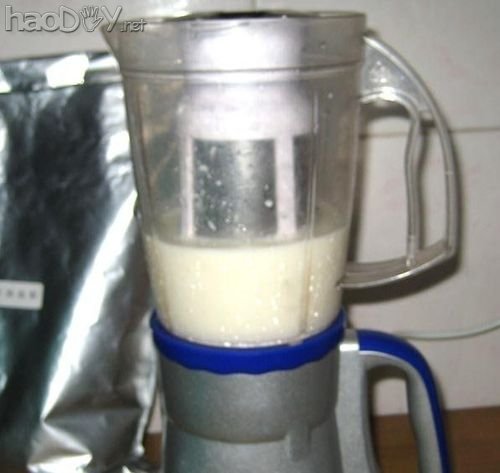 制作牛奶绿茶冰淇淋的做法