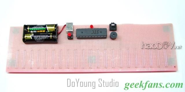 制作单片机触摸键电子琴