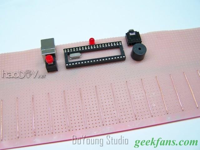 制作单片机触摸键电子琴