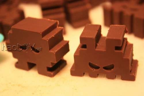 自制巧克力DIY:可以吃的8比特小怪兽!